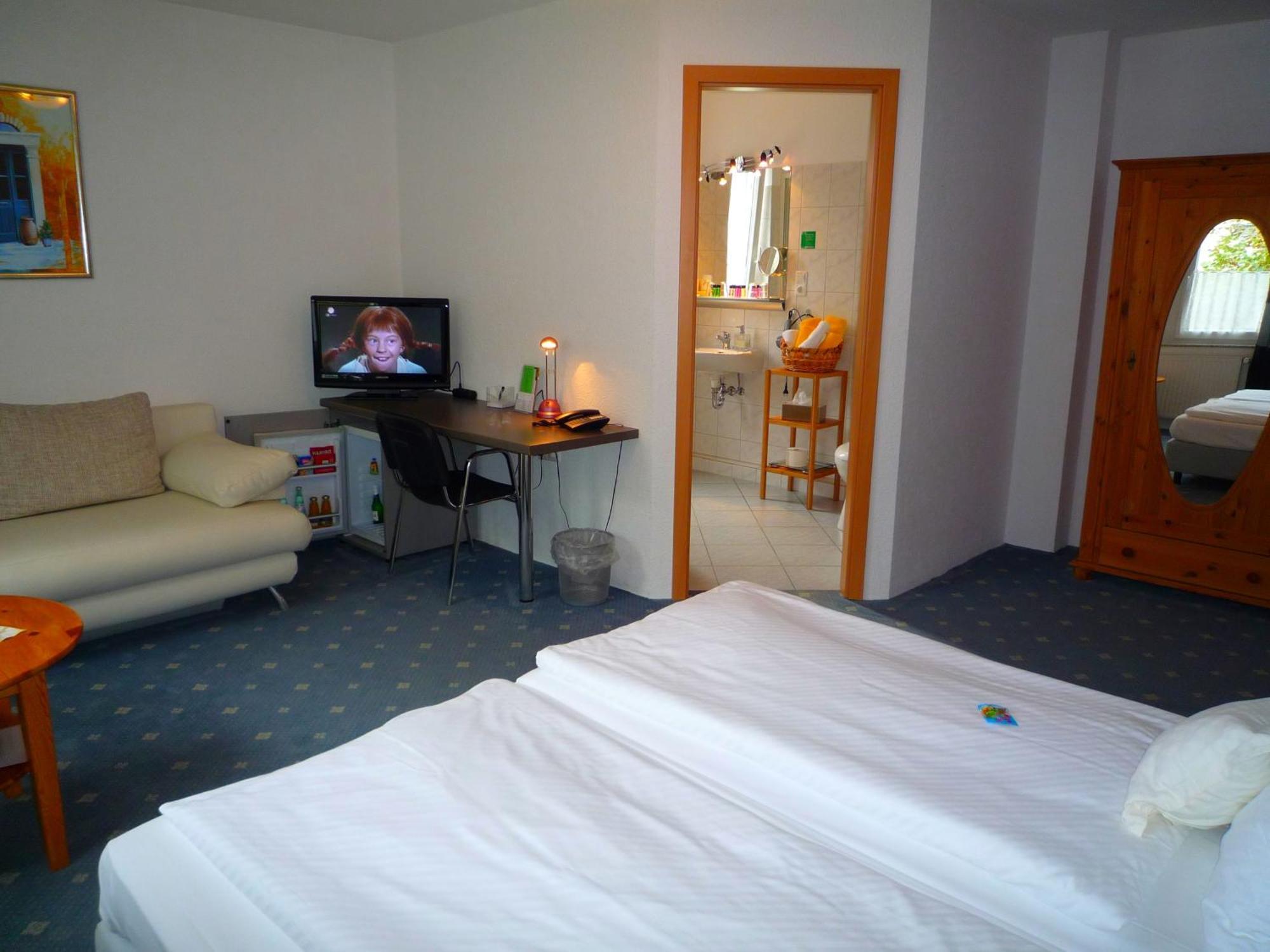 Hotel Abalone Remscheid Room photo